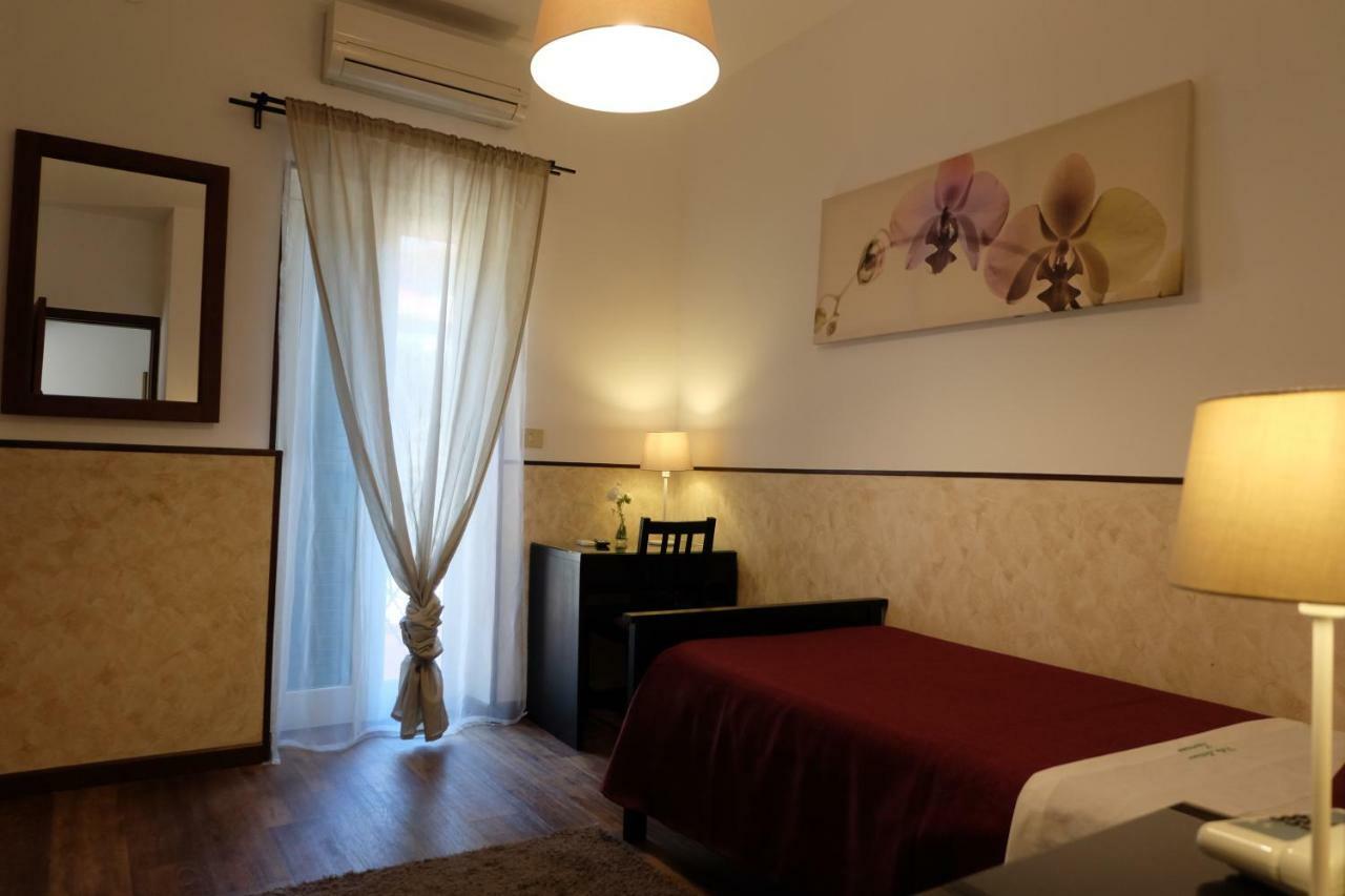 Hotel Villa Nettuno Taormina Exterior photo
